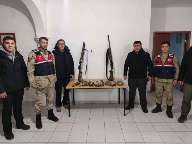 Kars’ta Kaçak Avcılar Suçüstü Yakalandı
