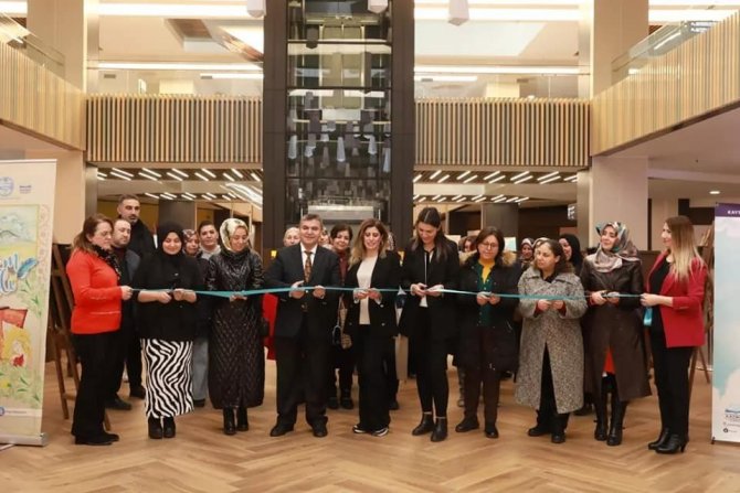 “Erciyes’te Bir Sevda Masalı: Kerem İ̇le Aslı” Sergisi Hayran Bırakıyor