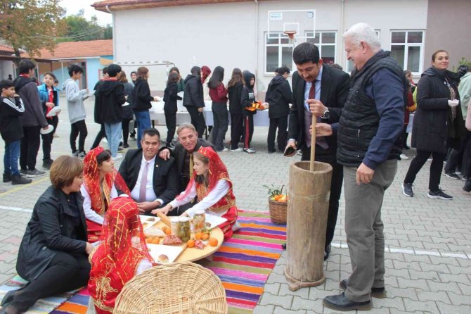 Köyceğiz’de ’Yerli Malı Haftası’ Festival Havasında Kutlandı