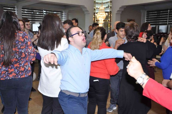 Muğla’da Engelliler İçin ’Engelsiz Yılbaşı Eğlencesi’ Düzenlendi