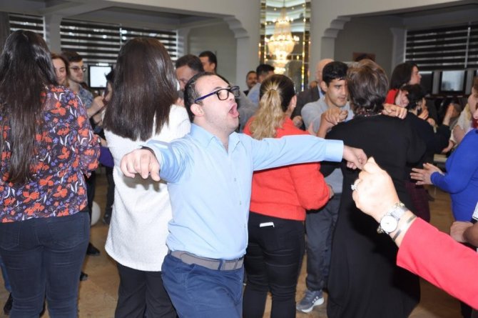 Muğla Engelliler Derneğinden ’Engelsiz Yılbaşı’ Eğlencesi