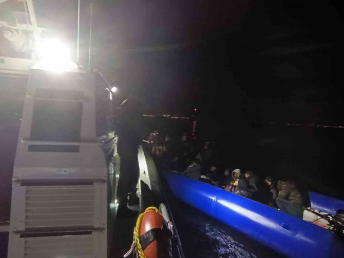 Bodrum’da 32 Göçmen Kurtarıldı, 23 Göçmen Yakalandı