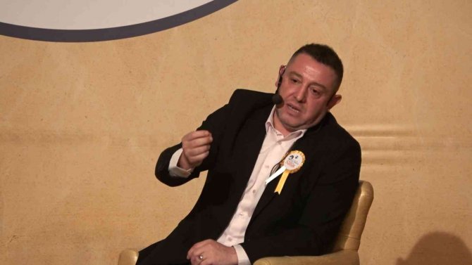 Nihat Kahveci: "Milli Takımlarda Başarılar Yerli Teknik Direktörlerle Geliyor"