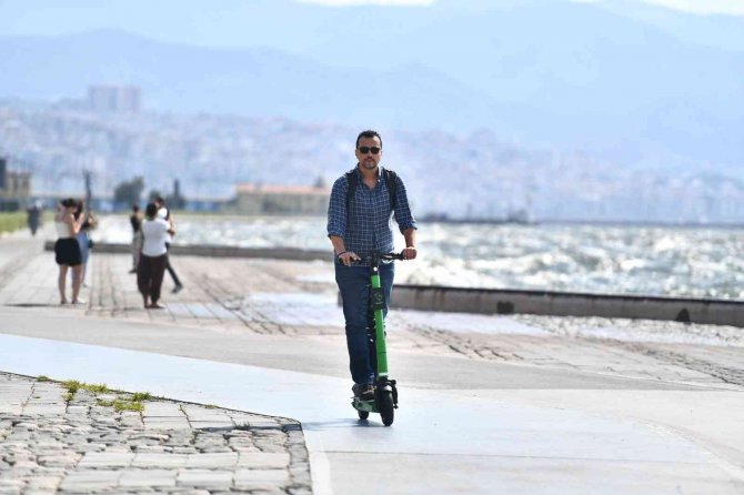 İ̇zmir’de Elektrikli Scooter İçin Hız Sınırı