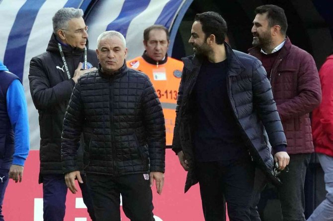 Spor Toto Süper Lig: Kasımpaşa: 0 - Sivasspor: 1 (Maç Devam Ediyor)