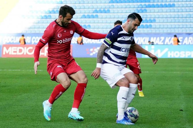 Spor Toto Süper Lig: Kasımpaşa: 1 - Sivasspor: 1 (İ̇lk Yarı)