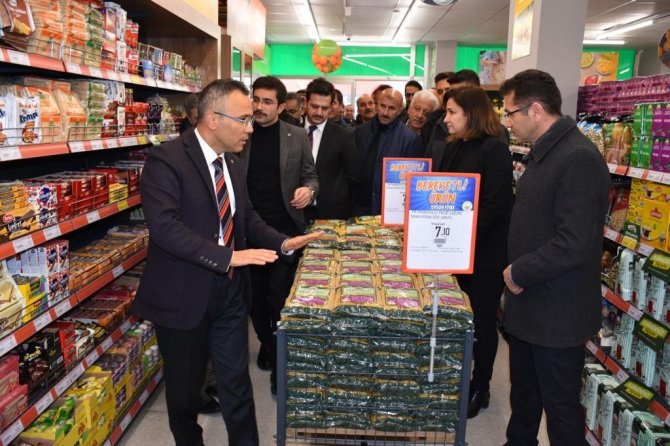 Hakkari’de Tarım Kredi Kooperatif Marketi Açıldı