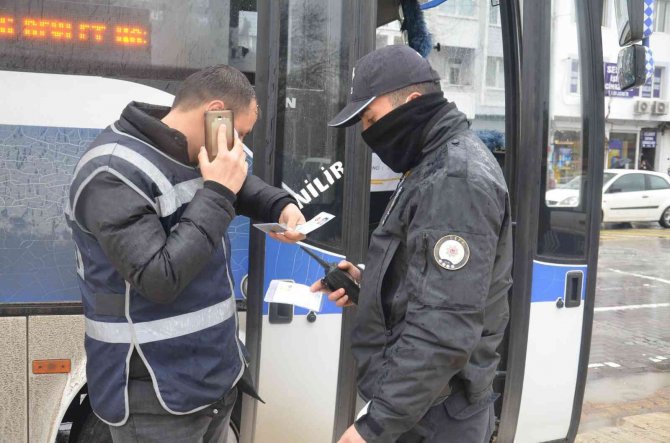 Uşak’ta Aranan 45 Şüpheli Tutuklandı