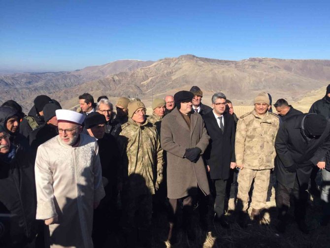 Allahuekber Şehitleri Şenkaya’da Anıldı