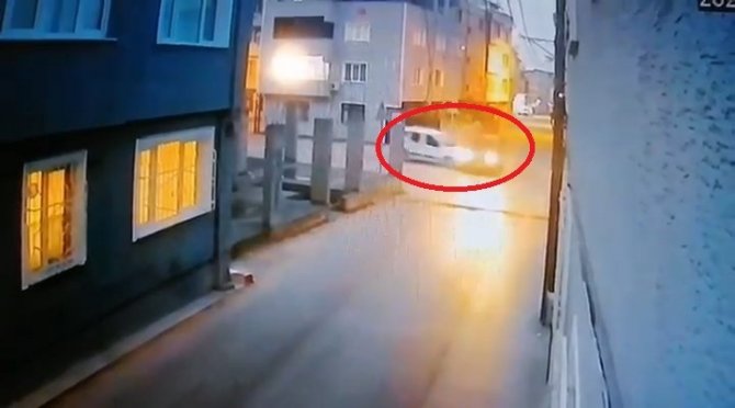 Bursa’da Trafik Kazaları Kameralara Yansıdı