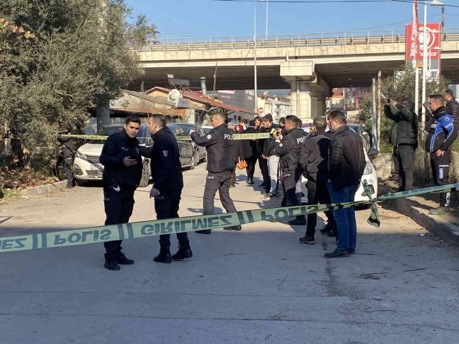 Eski Kocasının Öldürdüğü Kadın Son Yolculuğuna Uğurlandı