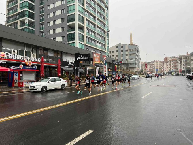 Başkentte 87. Büyük Atatürk Koşusu Gerçekleşti