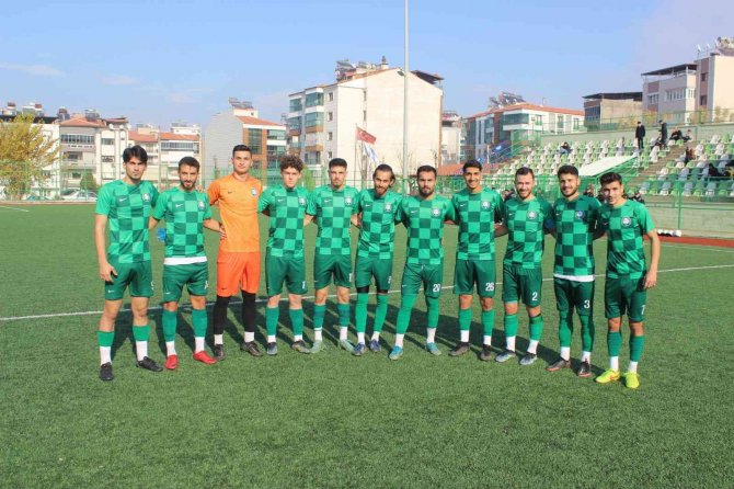 Salihli, Bağcılar’ı Eliboş Gönderdi