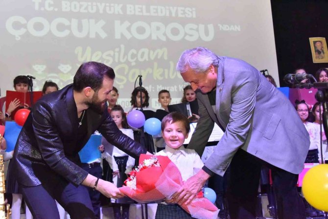 Bozüyük Belediyesi Çocuk Korosu’ndan “Yeşilçam Şarkıları” Konseri