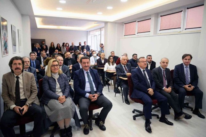 Deney Hayvanları Yetiştirme Ve Araştırma Birimi Yenilenen Yüzüyle Hizmete Açıldı