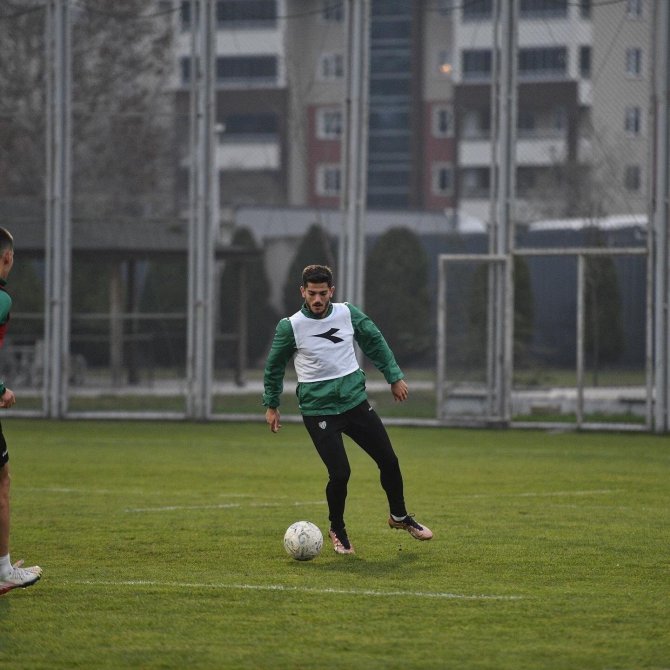 Bursaspor’da Tempo Artıyor