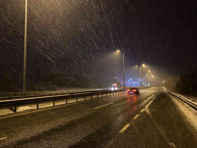 Çankırı’da Kar Yağışı Etkili Olmaya Başladı