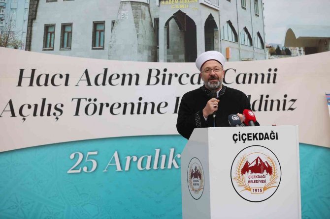 Diyanet İ̇şleri Başkanı Erbaş, Kırşehir’de Hacı Adem Bircan Camii’nin Açılışına Katıldı