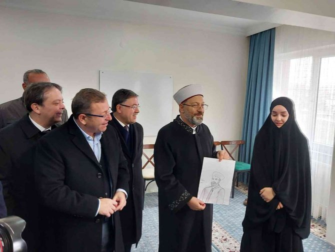 Diyanet İ̇şleri Başkanı Erbaş: “Kur’an-ı Kerim Hayat Kitabımızdır”