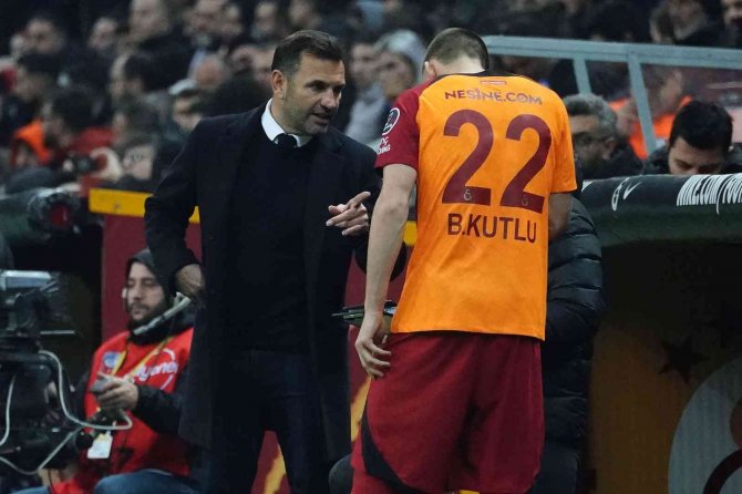 Kazımcan Karataş Ve Fredrik Midtsjö Sakatlandı