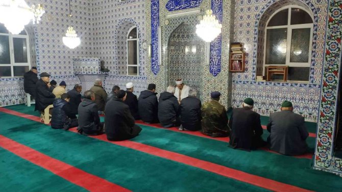 Hisarcık Şeyhçakır Köyünde Sabah Namazı Buluşması