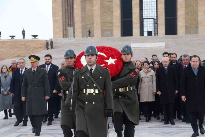 İ̇smet İ̇nönü Vefatının 49. Yılında Mezarı Başında Anıldı