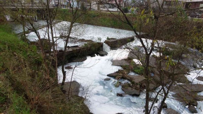 Dere Bembeyaz Aktı, Ekipler Bölgeyi İnceliyor