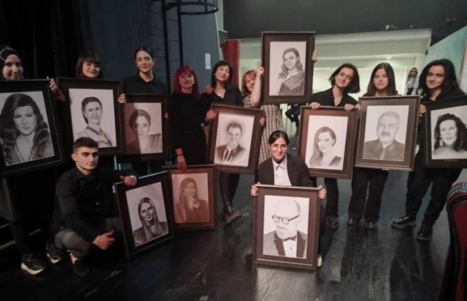 Tavşanlılı Genç Sanatçı Tunahan Saruhan, Doç. Dr. Aylin Şengül Taşçı İle Düet Yaptı