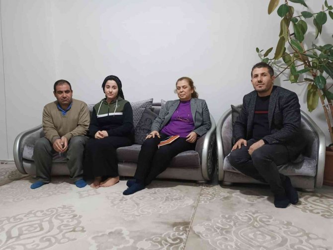 Cizre’de Okullaşma Oranını Yükseltmek İçin Ev Ev Dolaşıyorlar