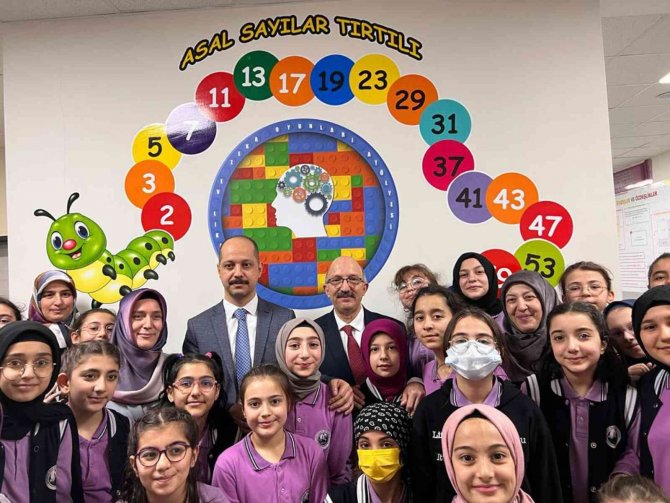 Okulda Matematik Ve Zeka Oyunları Köşesi Oluşturuldu