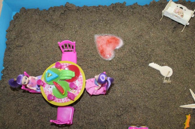 Kum Oyunu Terapisiyle Stres Ve Travmalardan Kurtuluyorlar