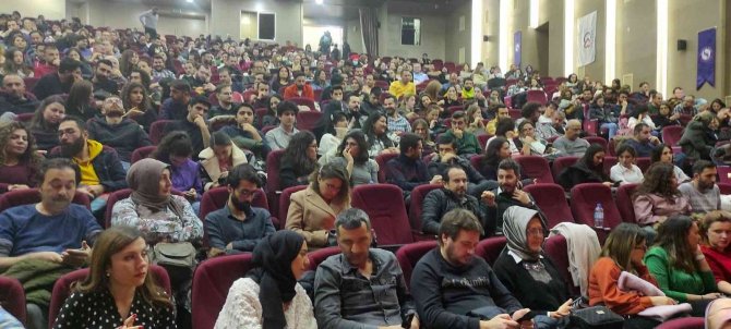 Can Yılmaz Ve Zafer Algöz, Ecrin Bebek İçin Sahne Aldı