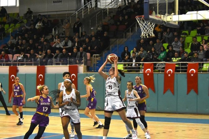 Elazığ İ̇l Özel İ̇dare 4., Ebk 8. Bitirdi