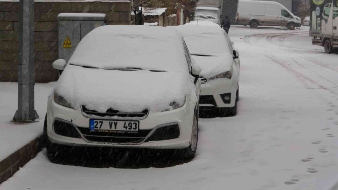 Van Beyaza Büründü