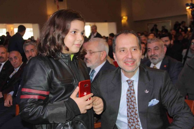 Yeniden Refah Partisi Genel Başkanı Erbakan: "Erbakan Hocamızın Milli Görüş Bereketini Her An Yaşıyoruz"