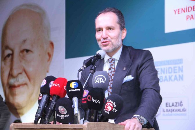 Yeniden Refah Partisi Genel Başkanı Erbakan: "Erbakan Hocamızın Milli Görüş Bereketini Her An Yaşıyoruz"