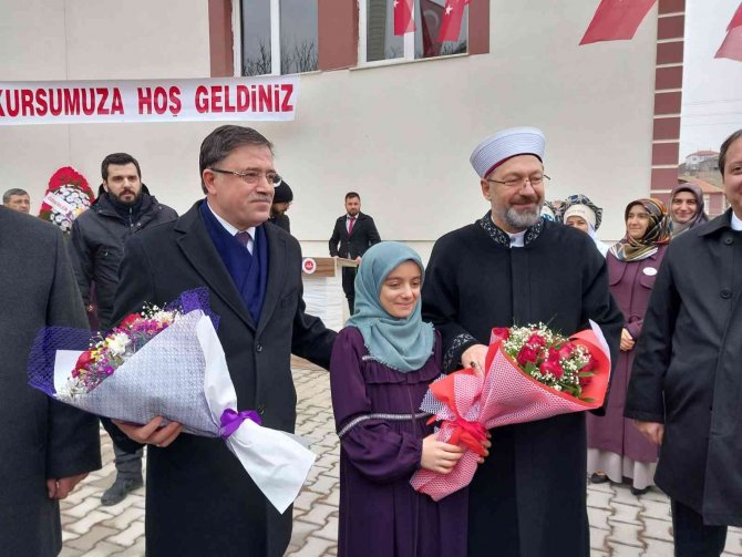 Diyanet İ̇şleri Başkanı Erbaş: “Kur’an-ı Kerim Hayat Kitabımızdır”