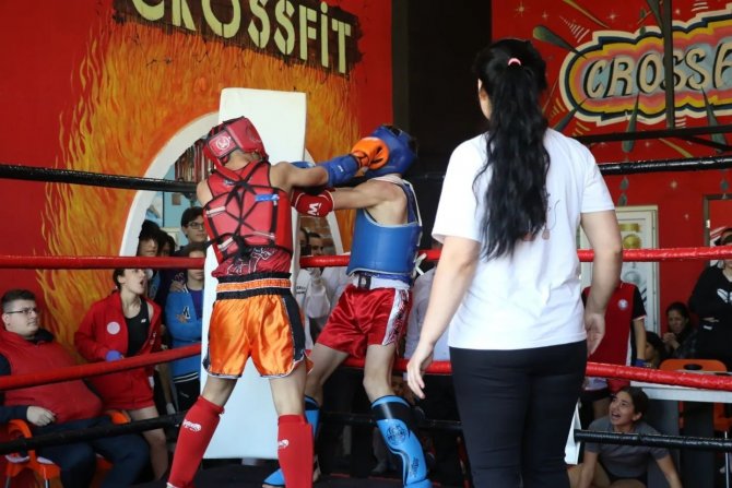 Aydın’da ’İ̇ller Arası Muay Thai 2022 Veda Kupası’ Maçları Gerçekleştirildi