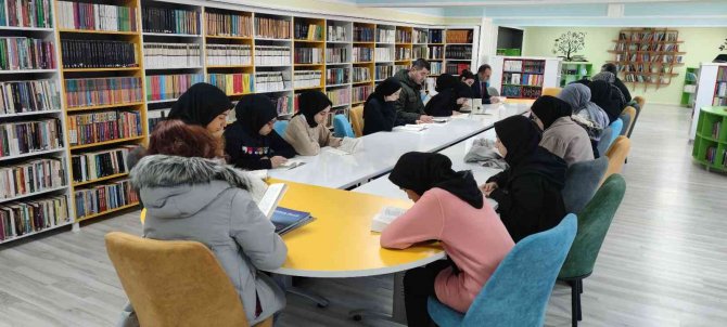 Bingöl’de Öğrenci Başına 6.3 Kitap Düşüyor