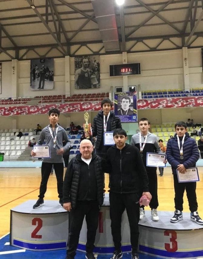 Tatvan Belediyesi Spor Kulübüne Gümüş Madalya