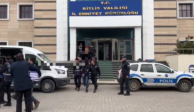 Bitlis’te Kablo Hırsızlığı Yapan Çeteye Operasyon; 31 Şüpheli Yakalandı