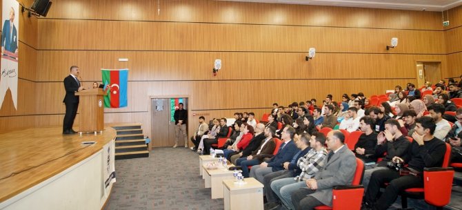 Çakü’de Azerbaycan’ın Tarihine Işık Tutuldu