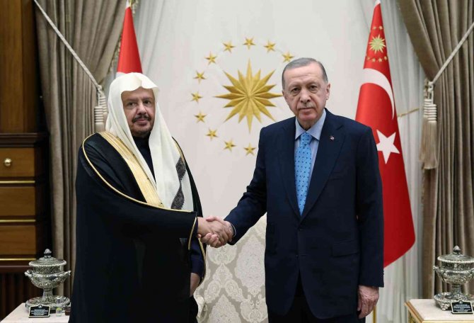 Cumhurbaşkanı Erdoğan, Suudi Arabistan Şura Meclisi Başkanı Abdullah Muhammed İ̇brahim Al-sheikh’i Kabul Etti.