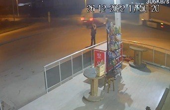 Tır İle İşçi Servisinin Karıştığı Kazada Can Pazarı Yaşandı: 1 Ölü, 15 Yaralı