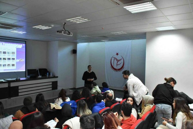 Elazığ’da Voleybol Hakem Kursu Gerçekleştirildi