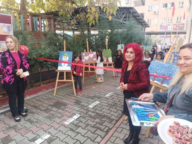 Miniklerden Doğa Temalı Resim Sergisi