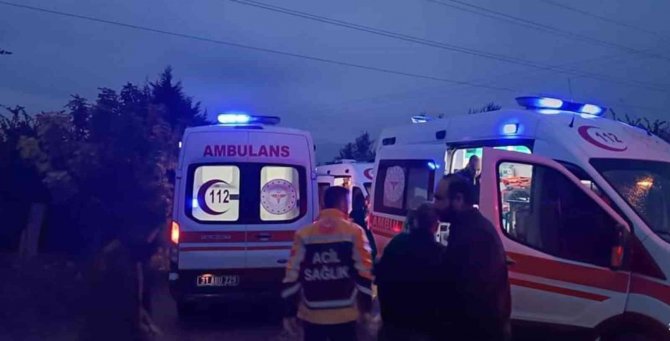Hatay’da Tarım İşçilerini Taşıyan Midibüs Devrildi: 14 Yaralı