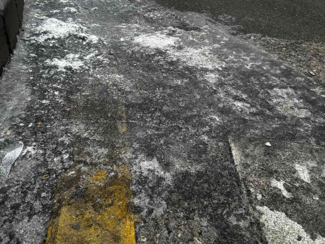 Erzurum Buz Kesti, Hava Sıcaklığı Eksi 7’ye Düştü