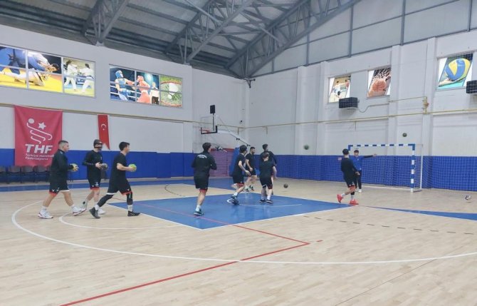 Hentbolda Lider Tekkeköy