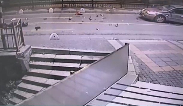 İ̇stanbul’da Motosikletli Kuryenin Öldüğü Feci Kaza Kamerada